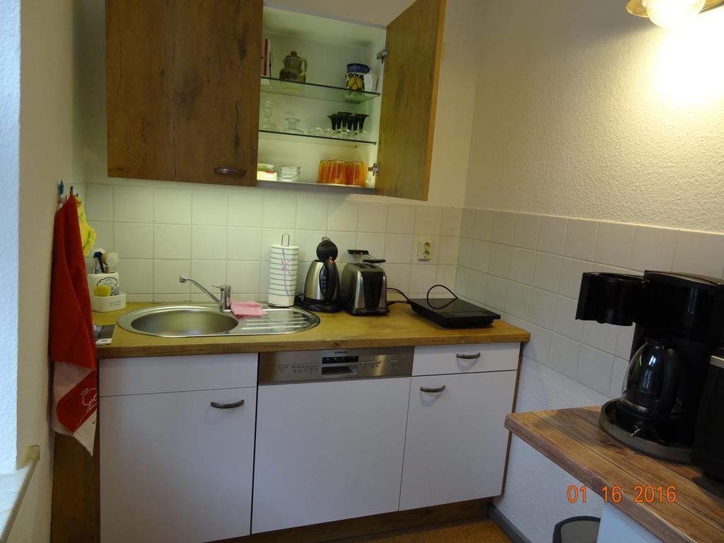 Ferienwohnungen Im Fachwerkhaus Quedlinburg Szoba fotó